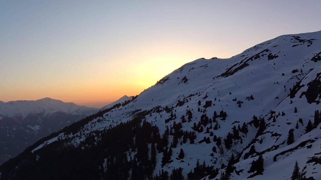 Das Ihaeusl Aschau Im Zillertal Luaran gambar